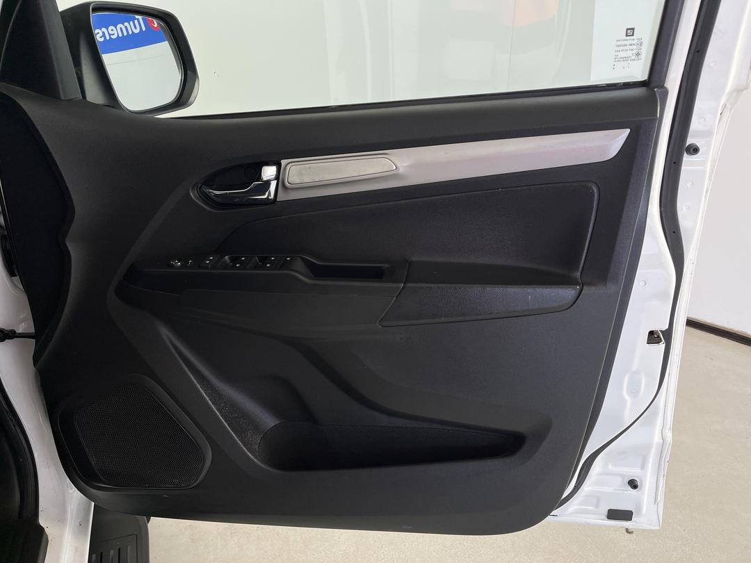 Photo '15' of Holden Colorado