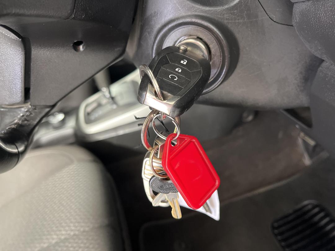 Photo '22' of Holden Colorado