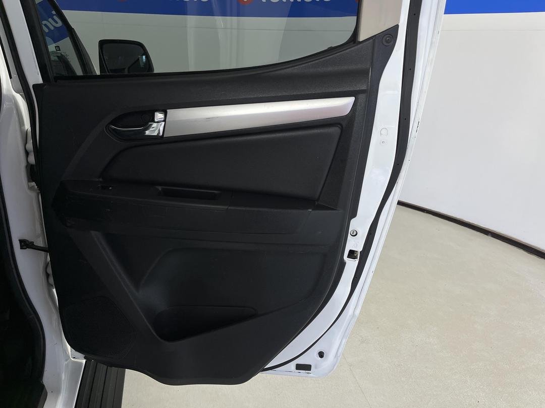 Photo '19' of Holden Colorado