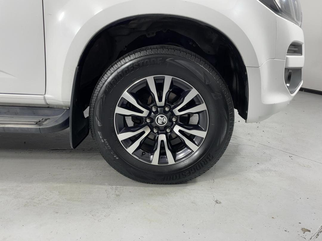 Photo '9' of Holden Colorado