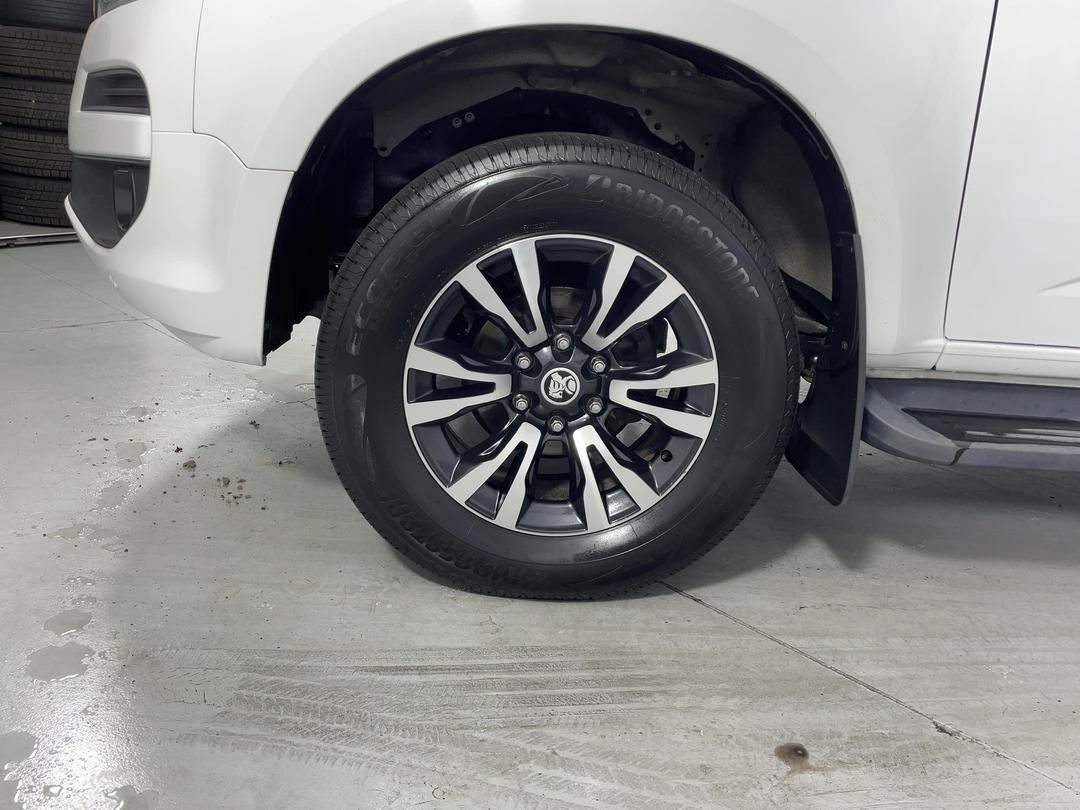 Photo '10' of Holden Colorado