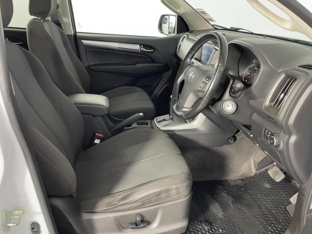 Photo '16' of Holden Colorado