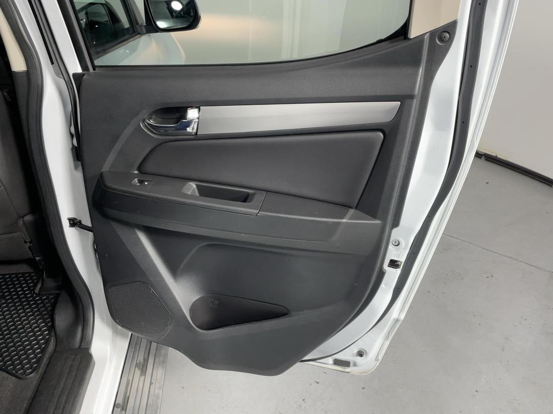 Photo '19' of Holden Colorado