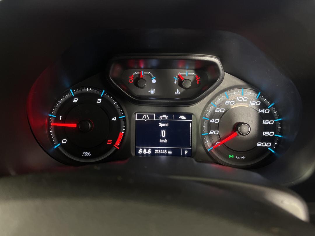 Photo '21' of Holden Colorado