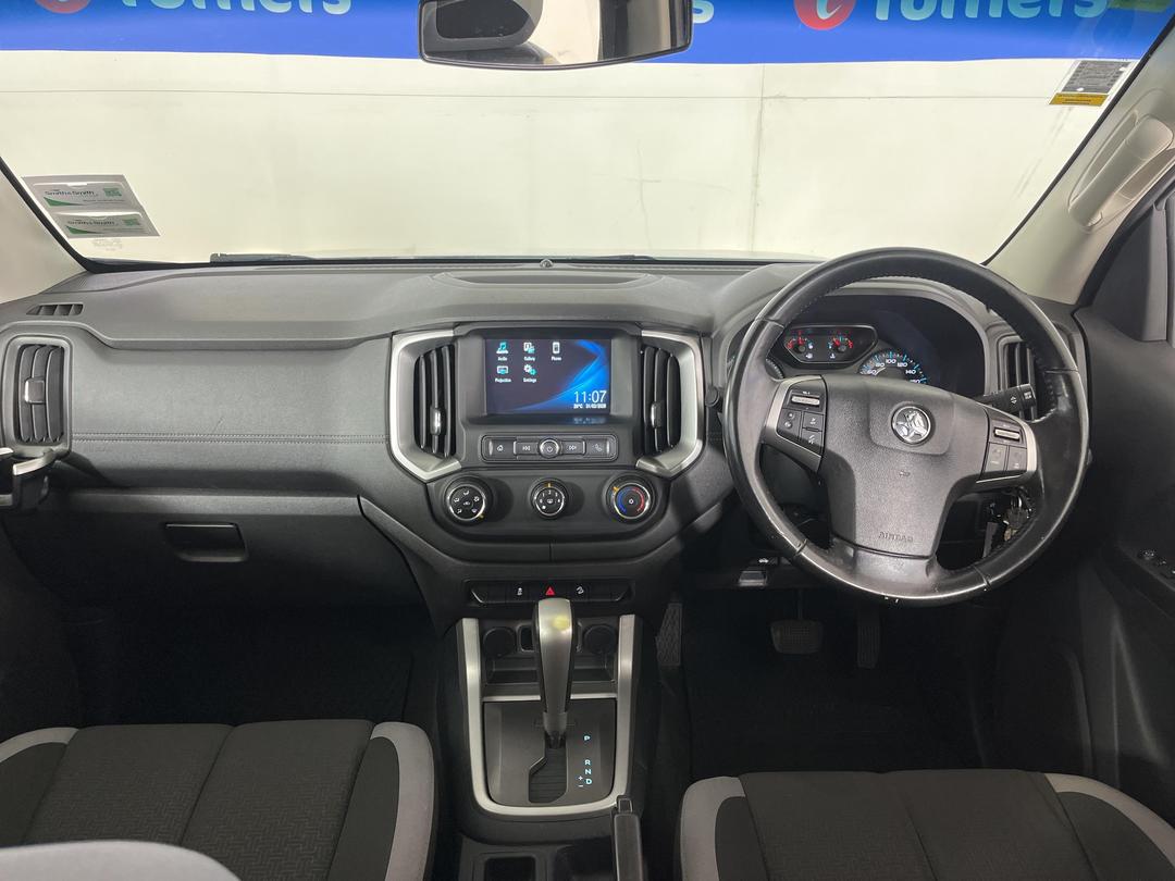 Photo '17' of Holden Colorado