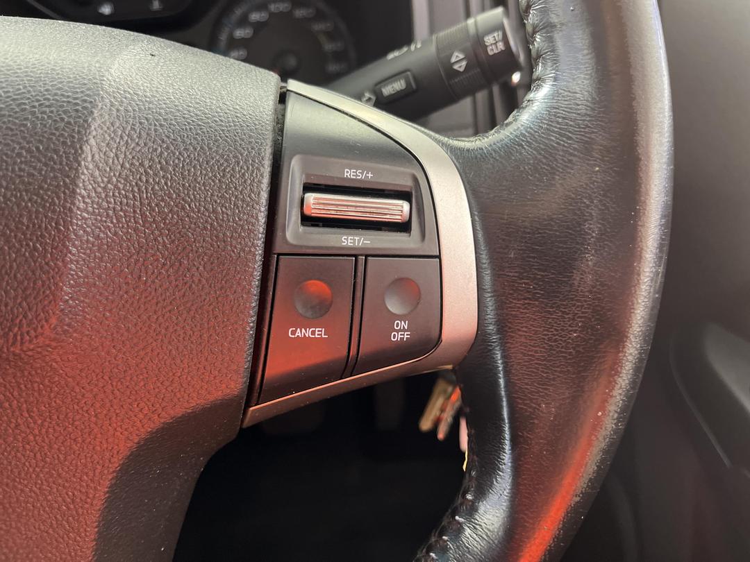 Photo '27' of Holden Colorado