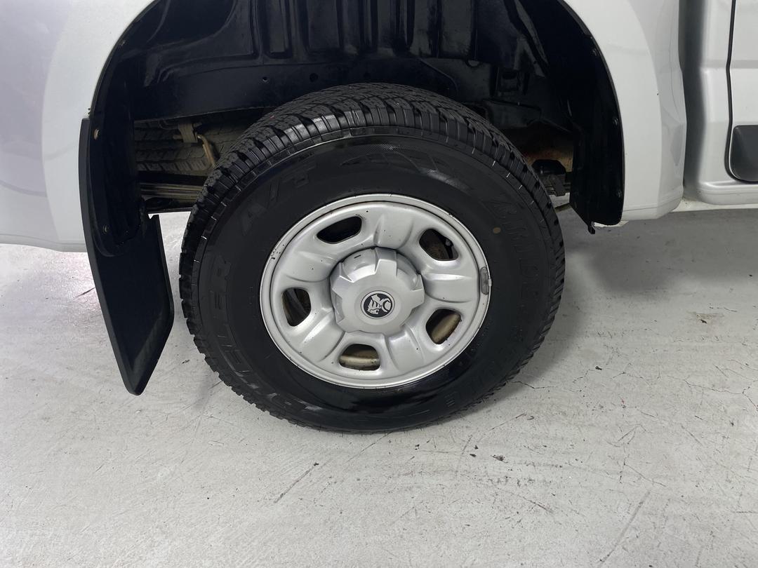 Photo '12' of Holden Colorado