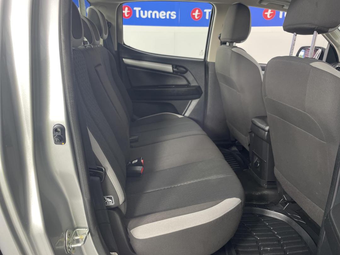 Photo '20' of Holden Colorado