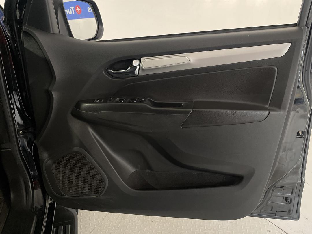 Photo '15' of Holden Colorado