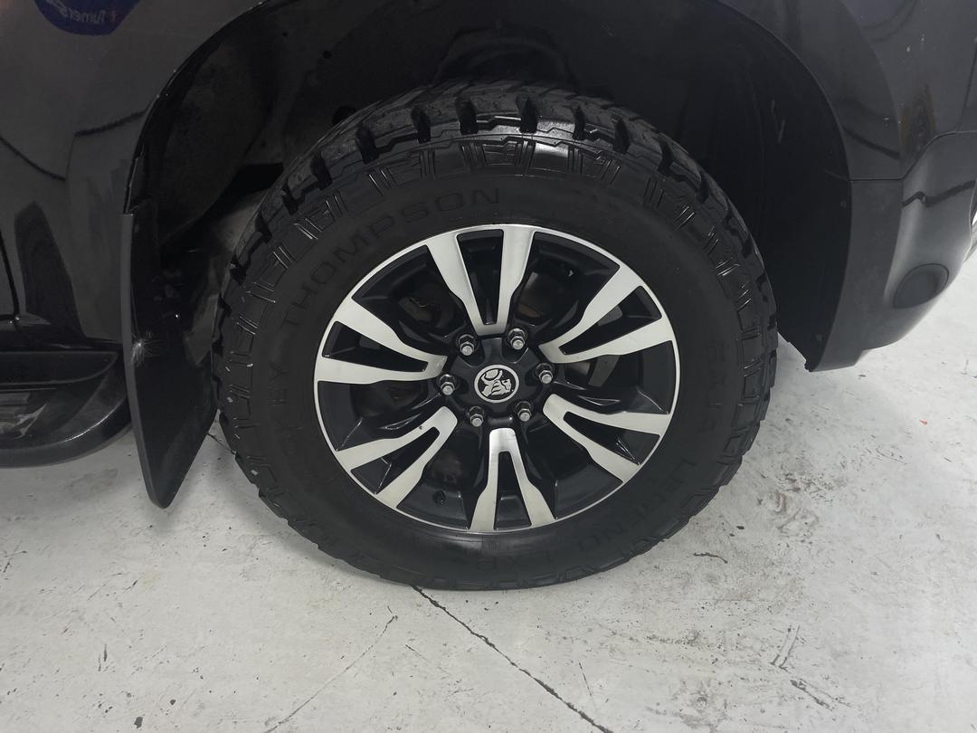 Photo '9' of Holden Colorado