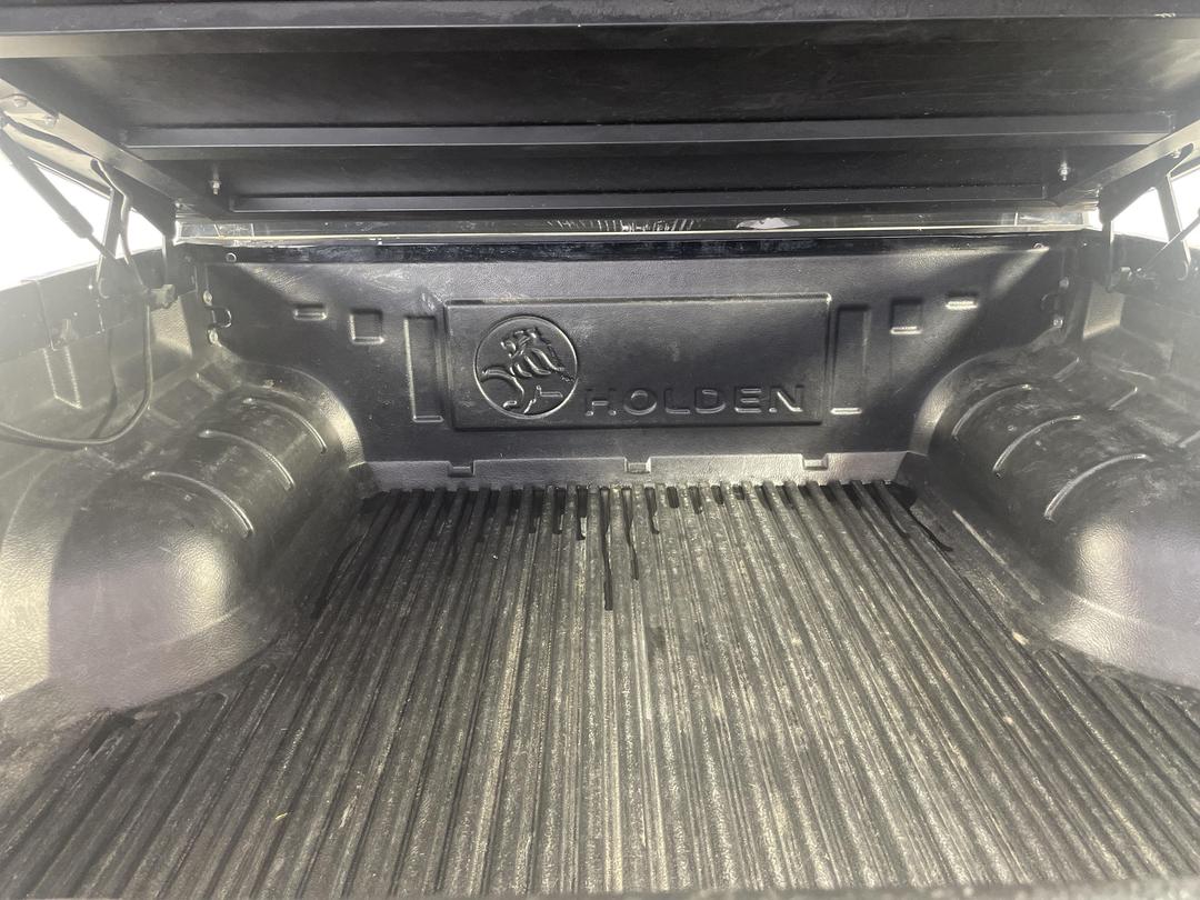 Photo '14' of Holden Colorado