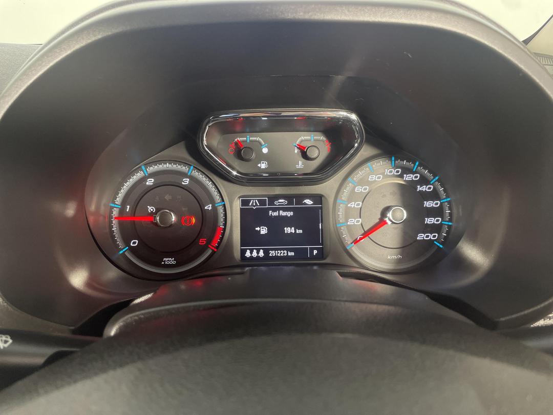 Photo '21' of Holden Colorado