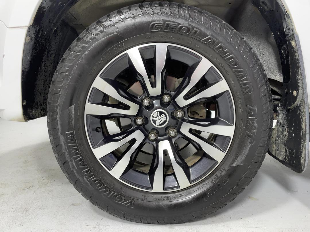 Photo '10' of Holden Colorado