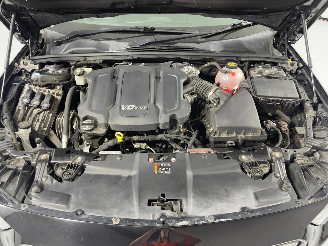 Photo '13' of Holden Commodore