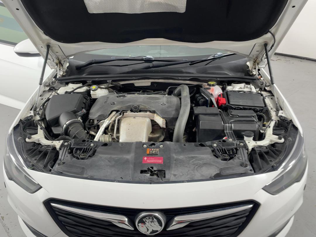 Photo '13' of Holden Commodore