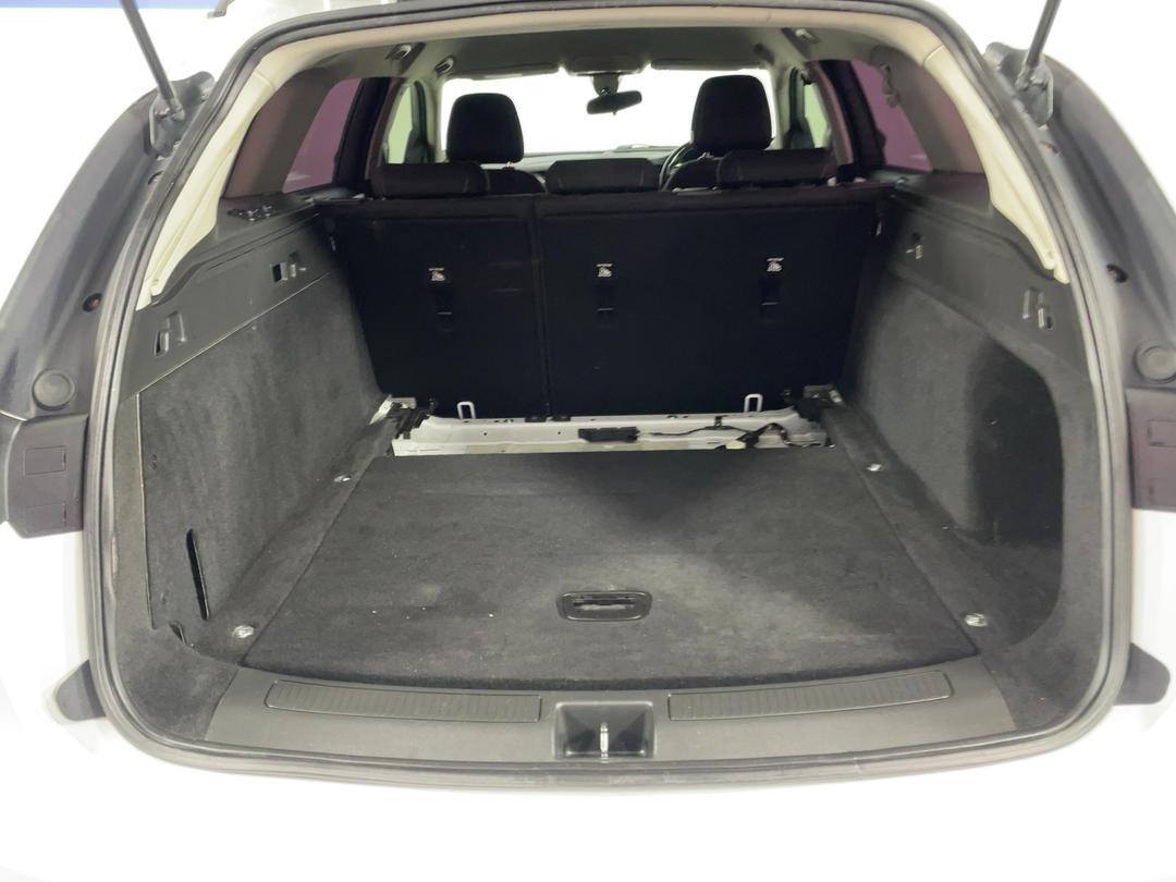 Photo '14' of Holden Commodore