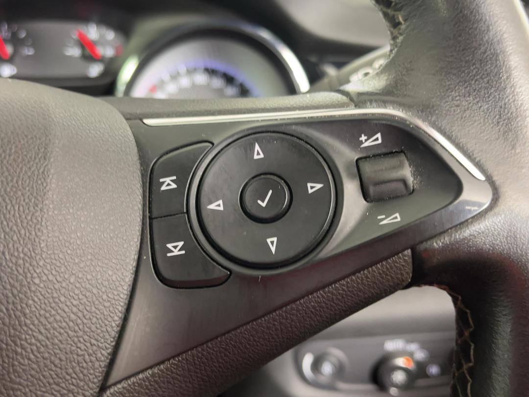 Photo '24' of Holden Commodore