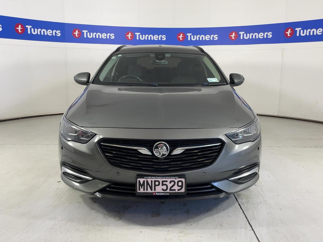 Photo '2' of Holden Commodore