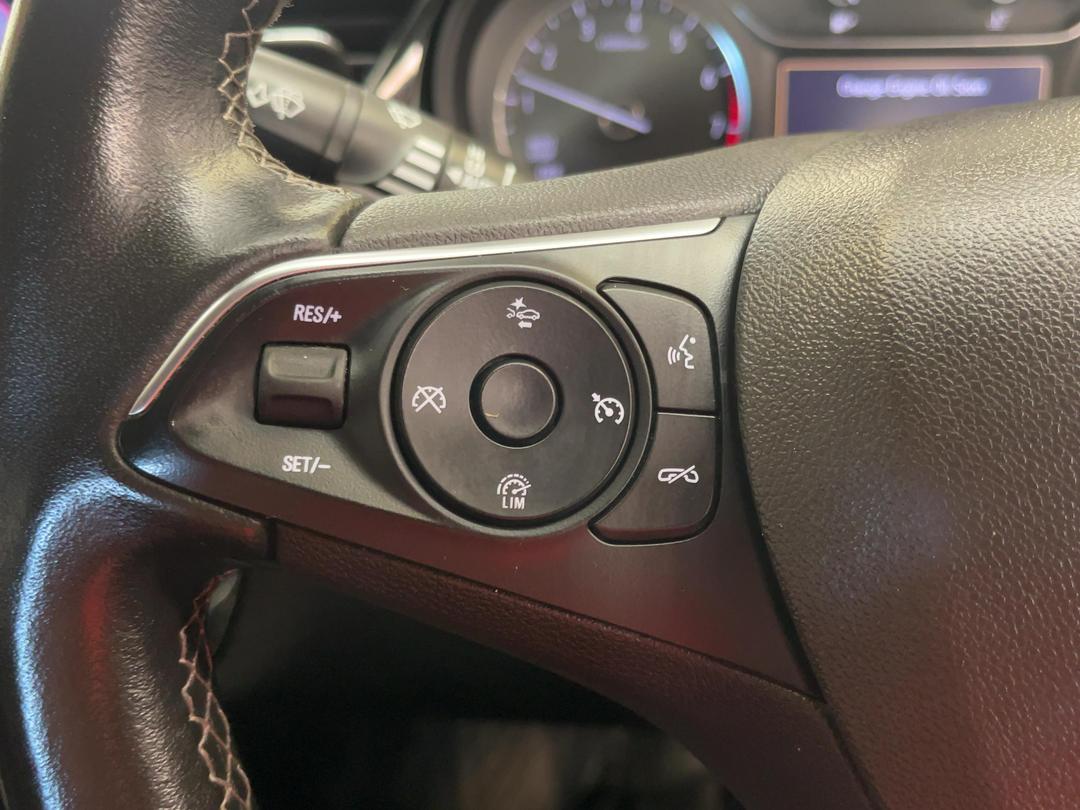 Photo '23' of Holden Commodore