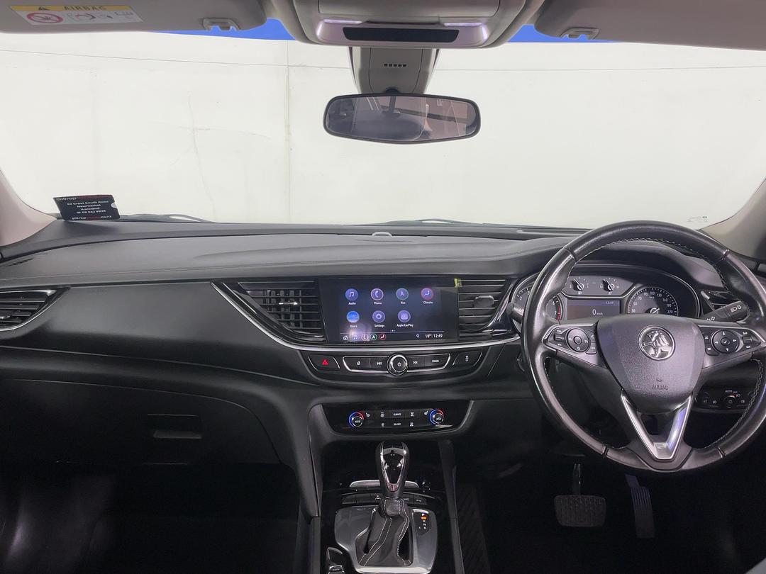 Photo '17' of Holden Commodore