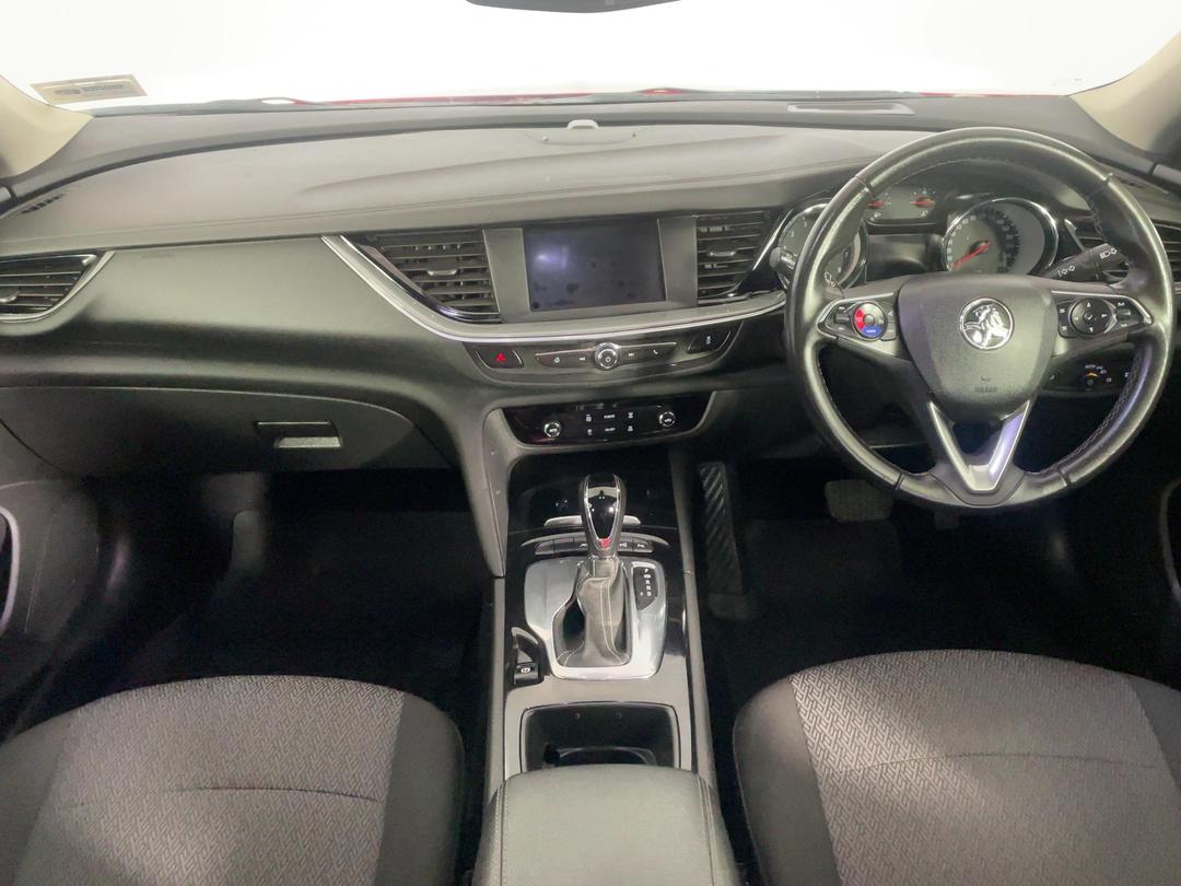 Photo '17' of Holden Commodore