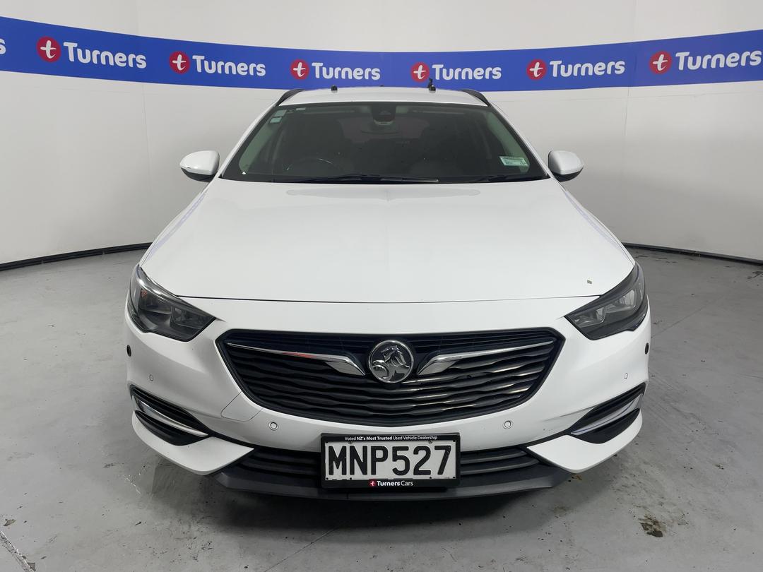 Photo '2' of Holden Commodore