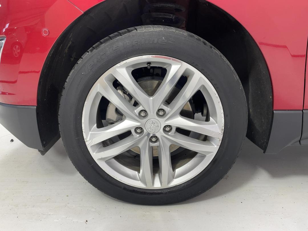 Photo '10' of Holden Equinox