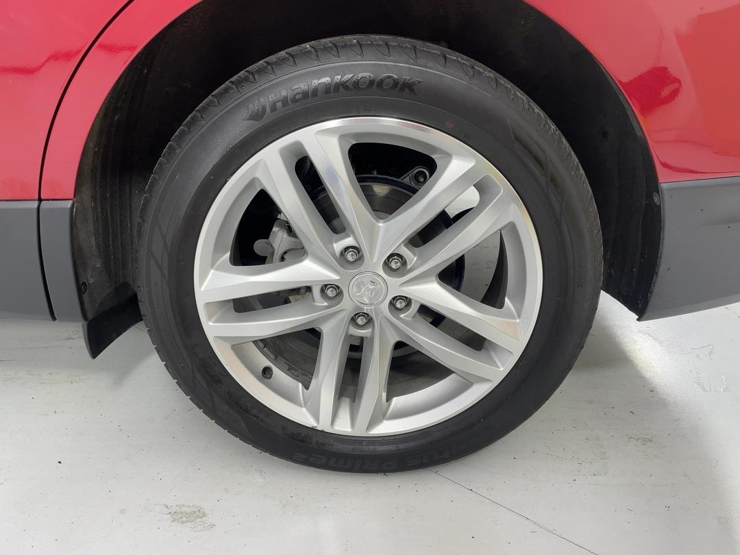 Photo '11' of Holden Equinox