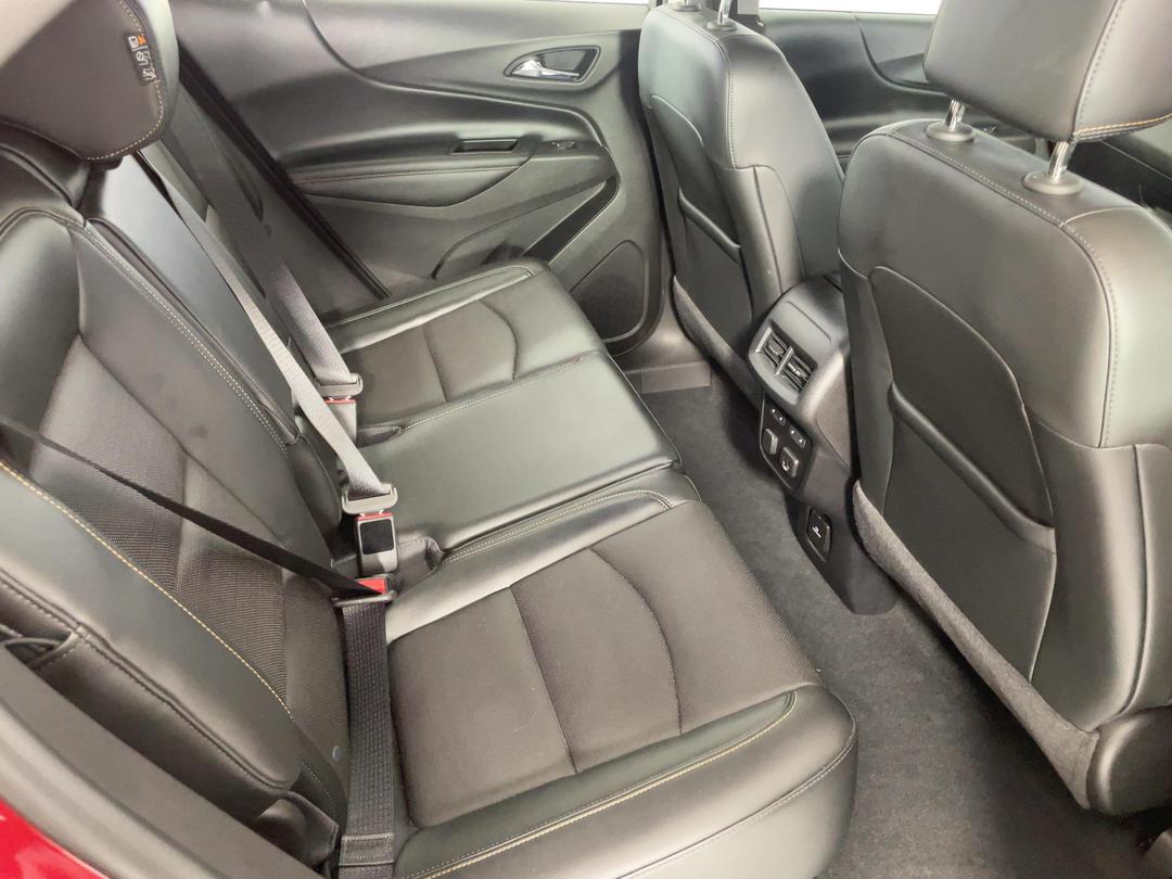 Photo '20' of Holden Equinox