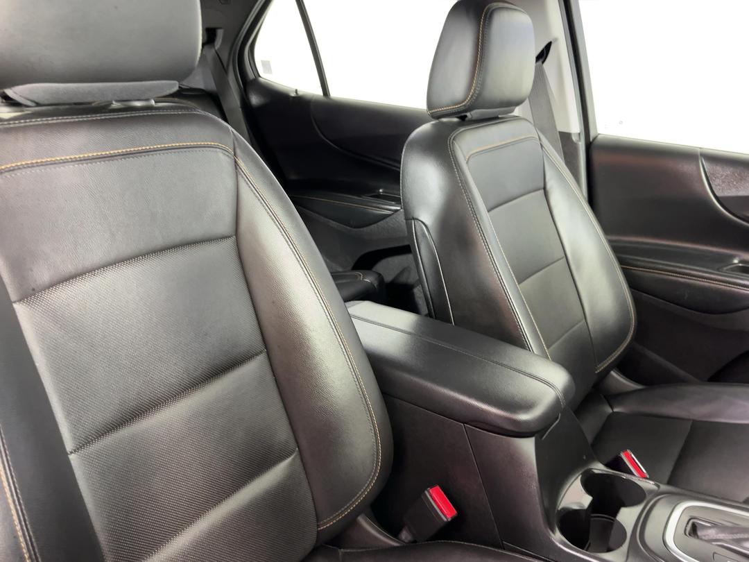 Photo '16' of Holden Equinox
