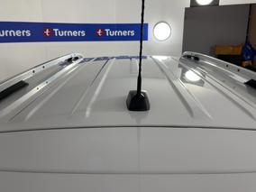 Photo '32' of Holden Equinox