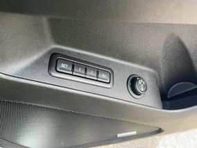 Photo '26' of Holden Equinox