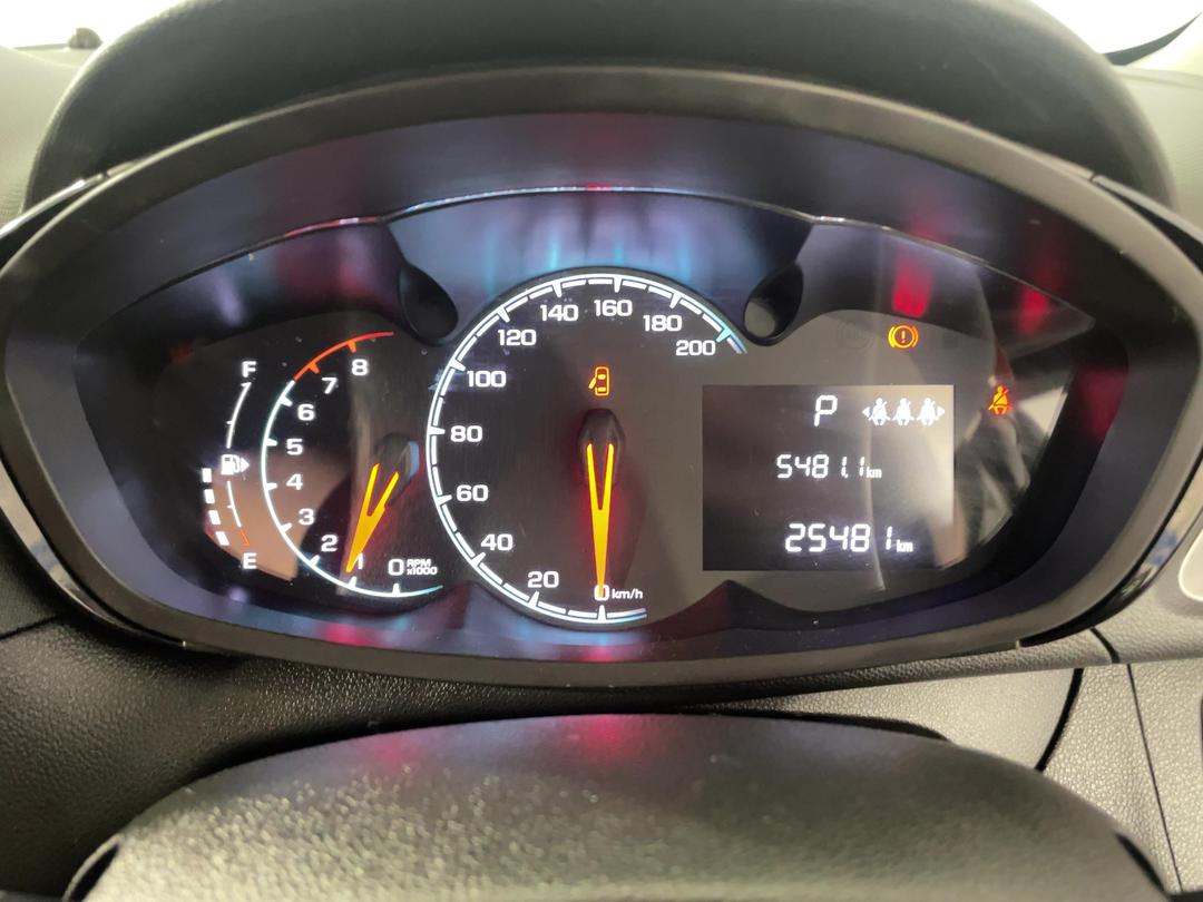 Photo '21' of Holden Spark
