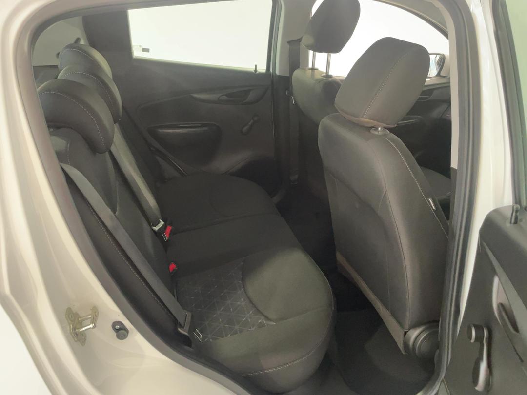 Photo '20' of Holden Spark