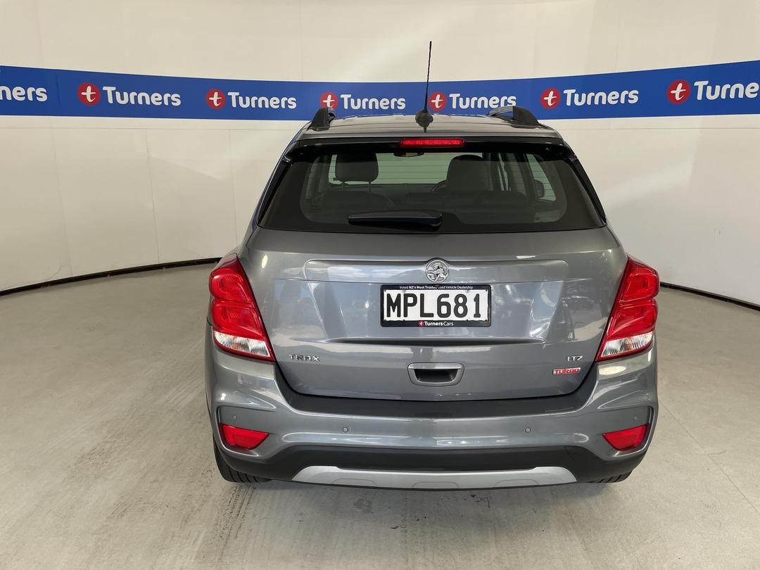 Photo '6' of Holden Trax