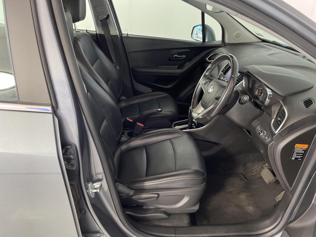 Photo '16' of Holden Trax