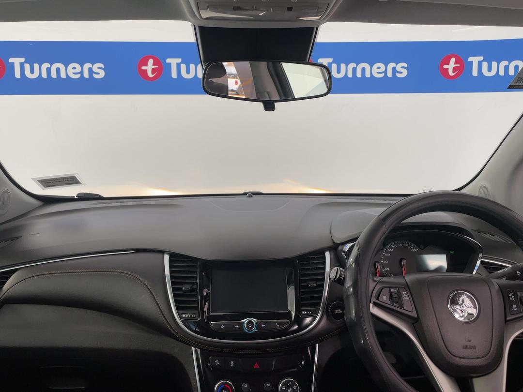 Photo '17' of Holden Trax