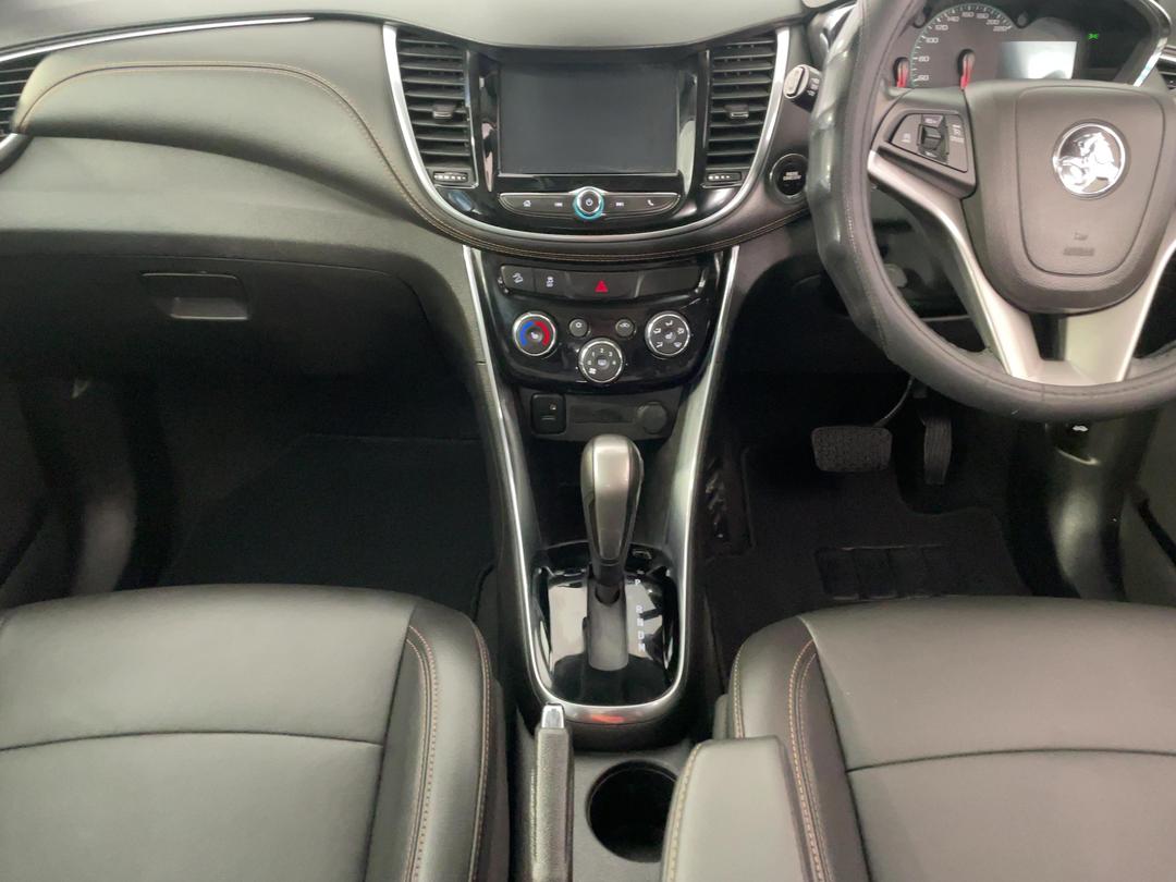 Photo '18' of Holden Trax