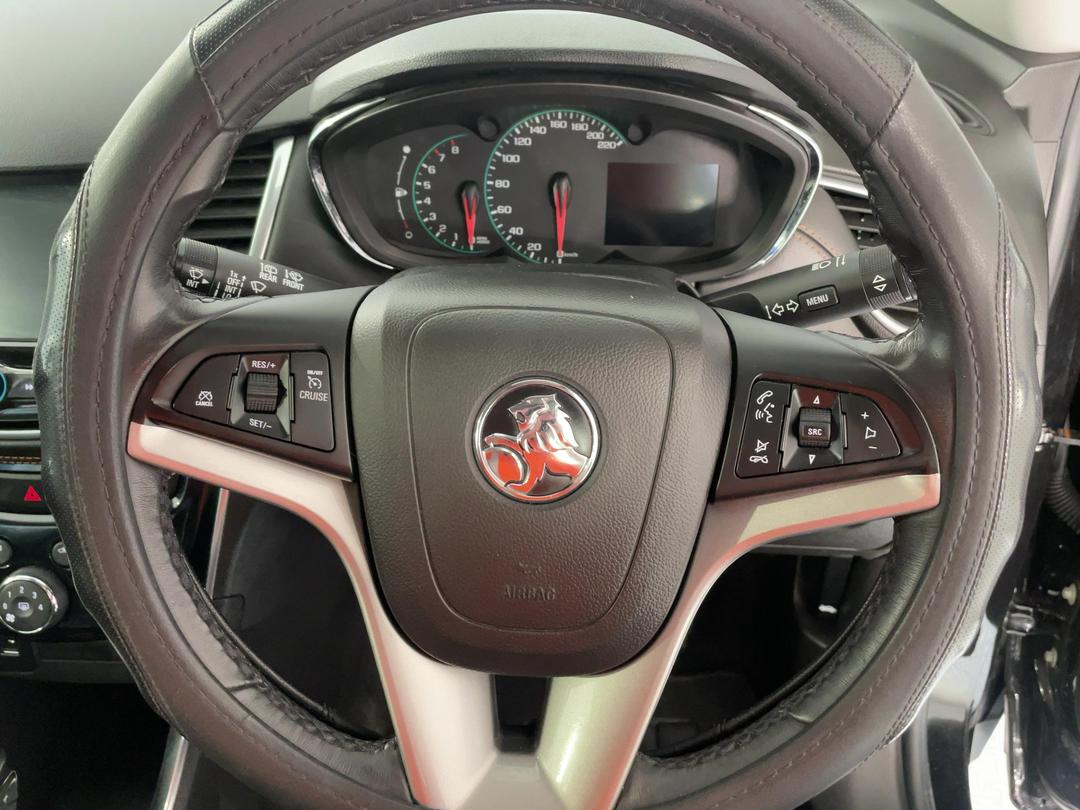 Photo '28' of Holden Trax