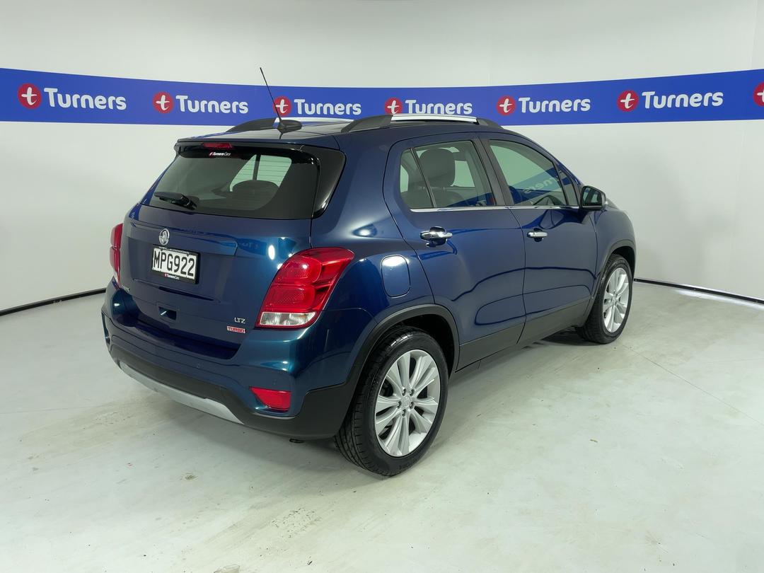 Photo '7' of Holden Trax