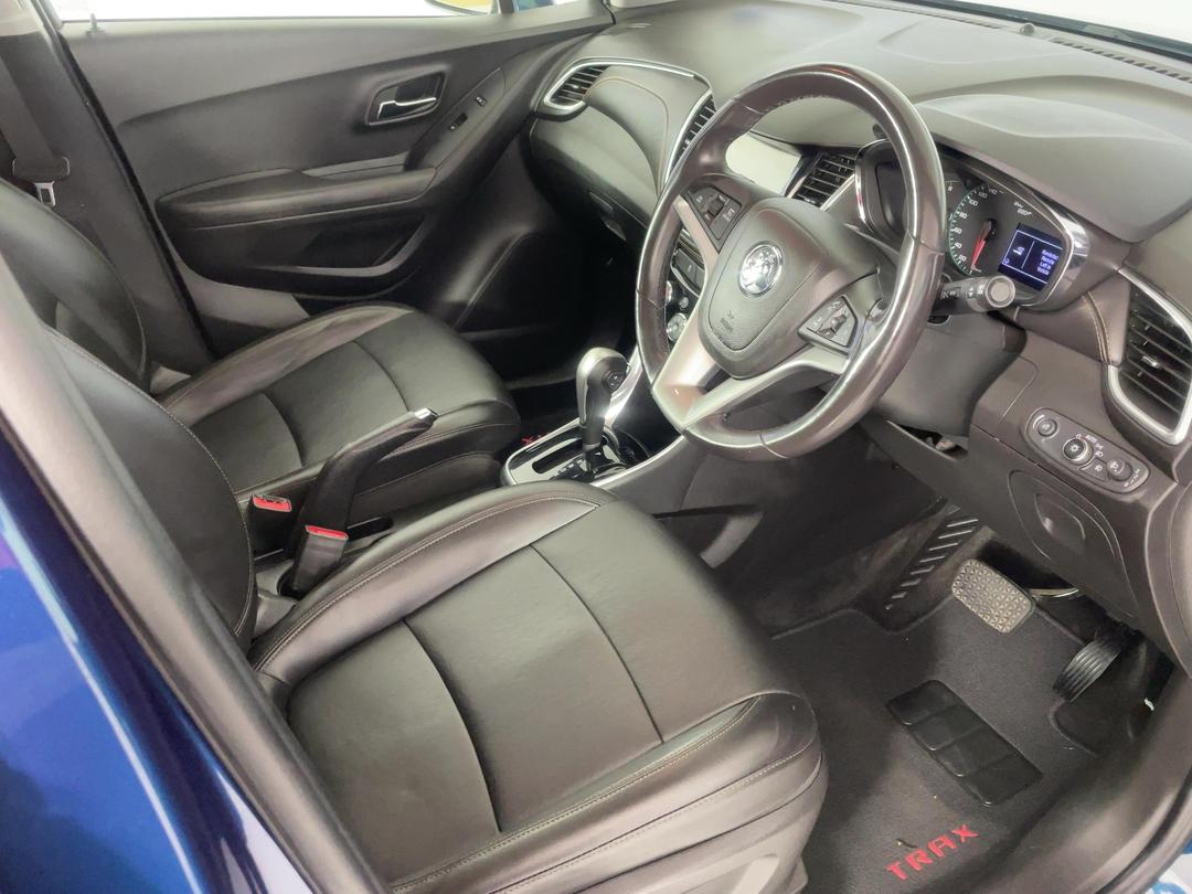 Photo '16' of Holden Trax