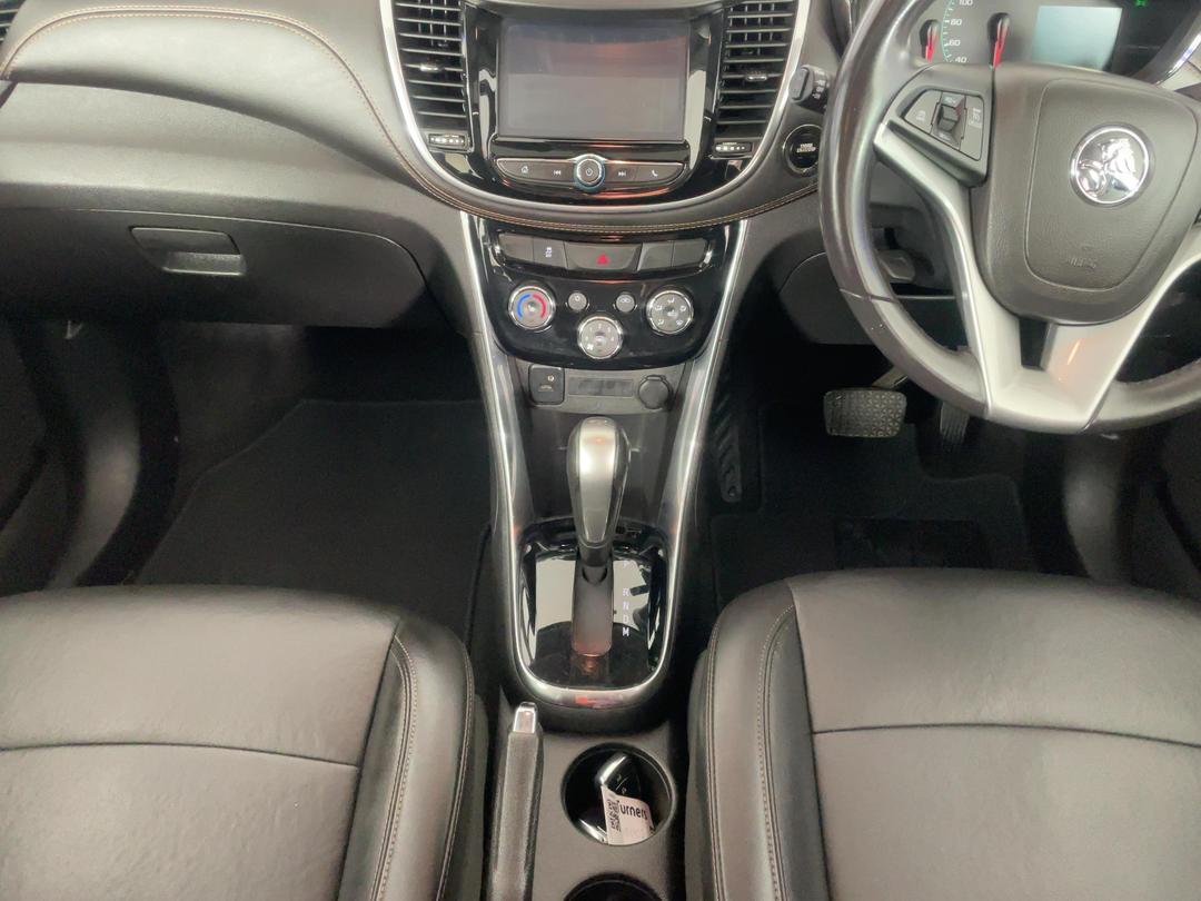 Photo '18' of Holden Trax