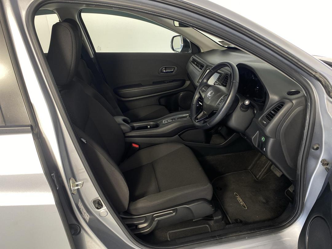 Photo '16' of Honda HR-V