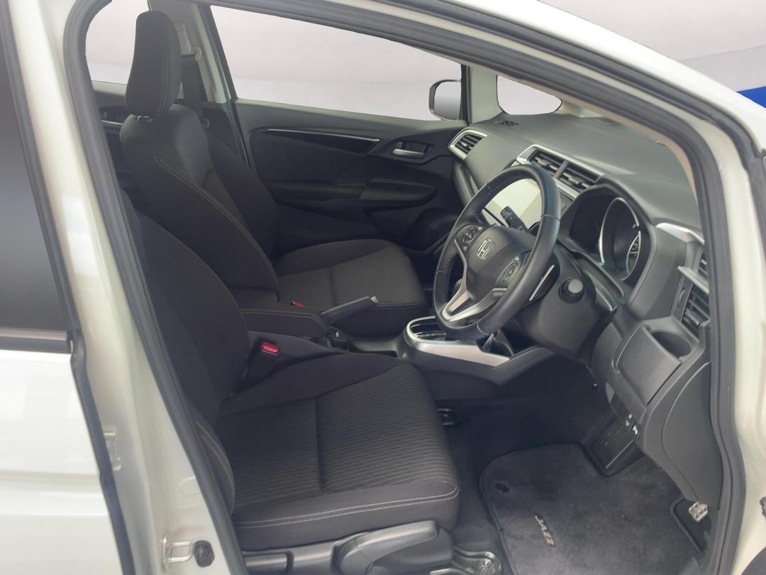 Photo '16' of Honda Jazz