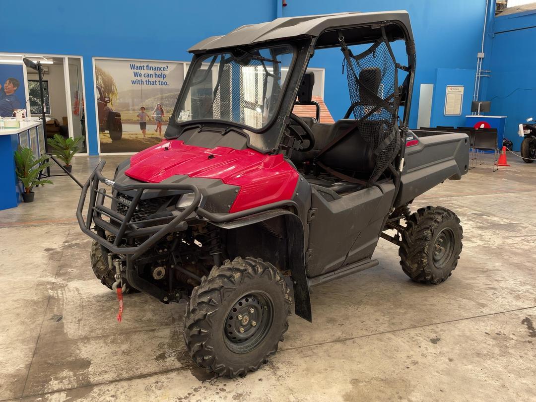 Photo '8' of Honda Pioneer SXS700M2E Photo '8' of Honda Pioneer SXS700M2E