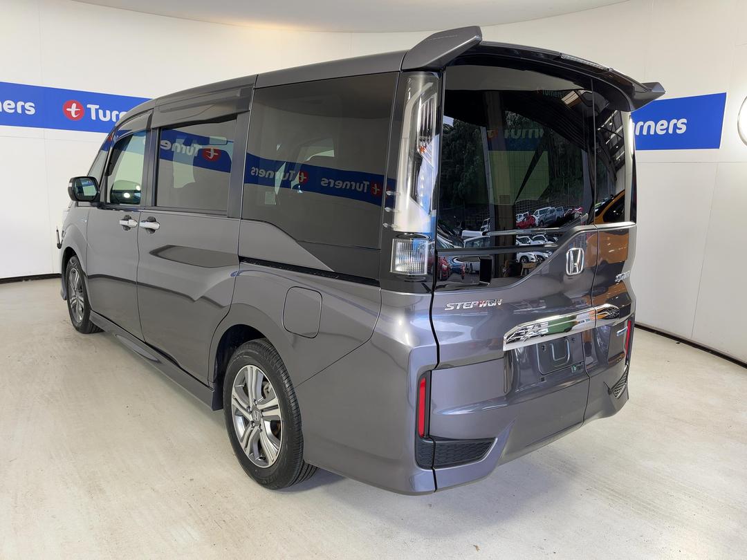 Photo '5' of Honda Stepwgn