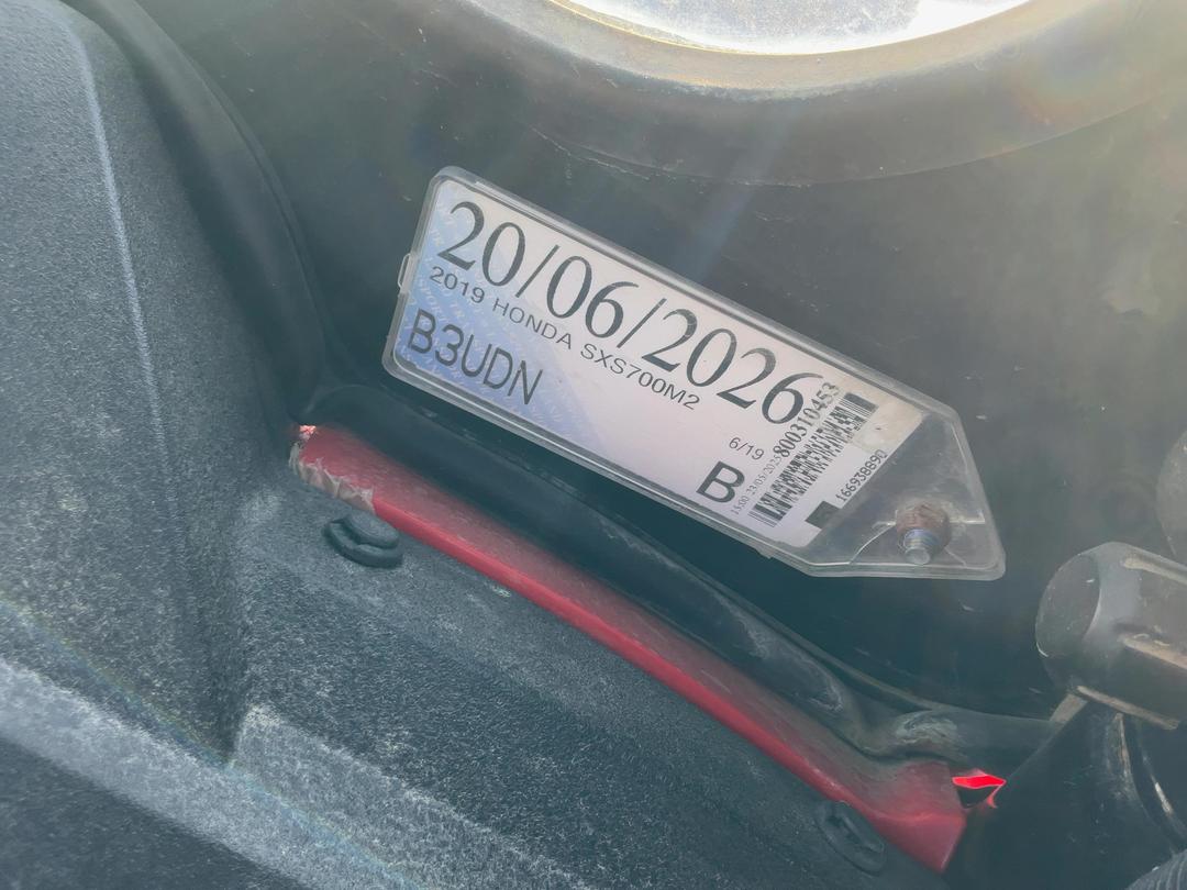 Photo '18' of Honda SXS700M2