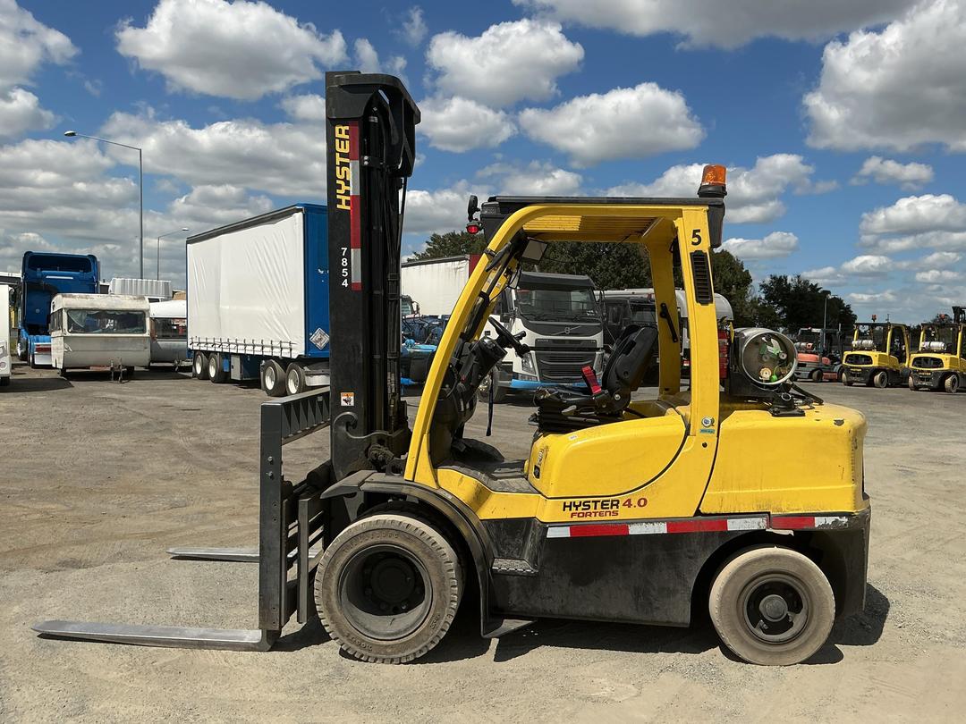 Photo '8' of Hyster H4.0FT Forklift