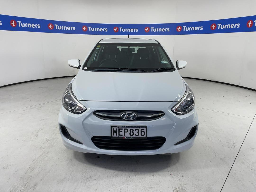 Photo '2' of Hyundai Accent