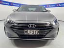 Thumbnail '2' of Hyundai Elantra